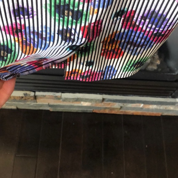 Zara small skirt with stretch - Picture 5 of 6